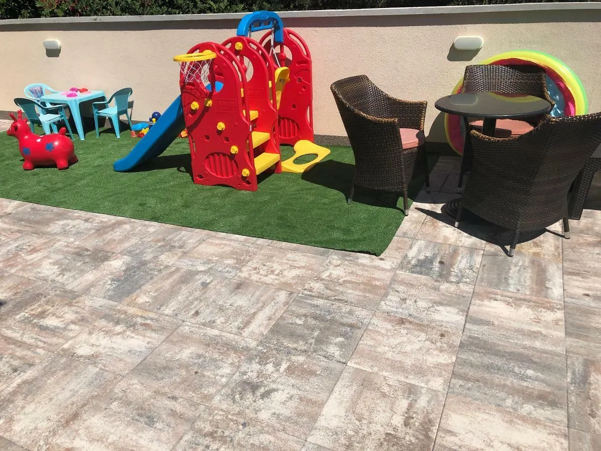 Villa E.T.A. Trogir Apartamento