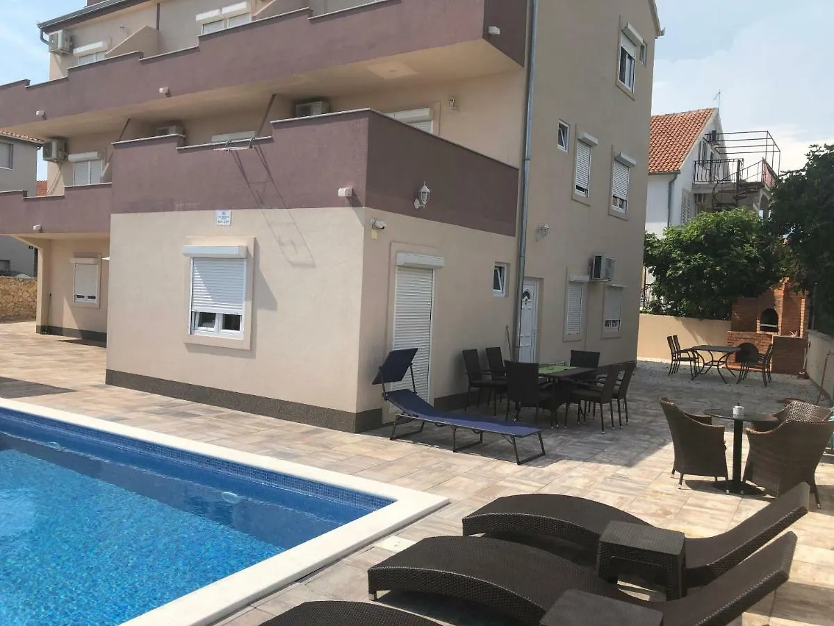 Villa E.T.A. Trogir 0*,  Kroatien