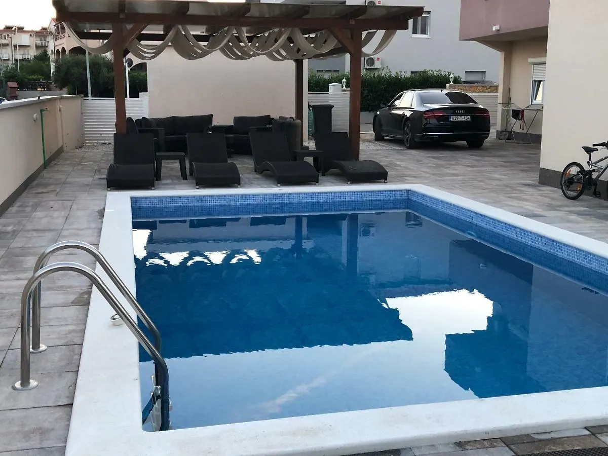 Apartment Villa E.T.A. Trogir Kroatien